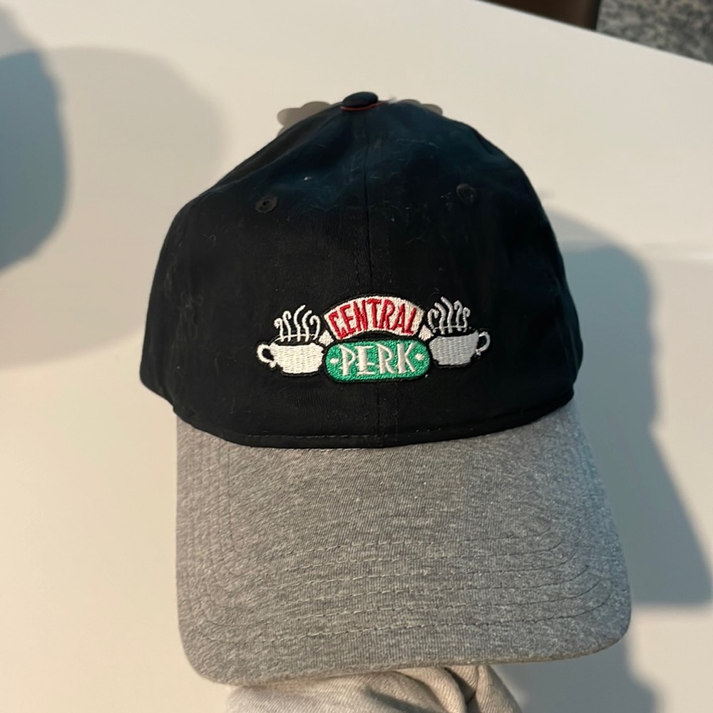Brand new Friends hat
